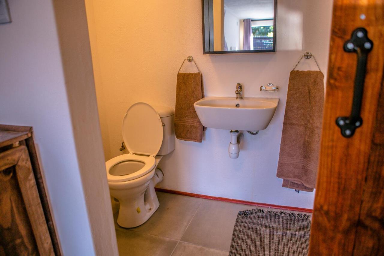 Peaceful 1-Bedroom Flatlet, 10 Min From The Beach Cape Town Dış mekan fotoğraf